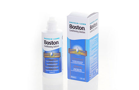 Flaske og pakke med Bausch + Lomb Boston conditioning solution